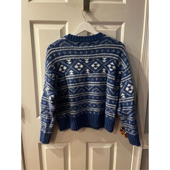Vintage American Eagle Blue & White Print Acrylic Crew Neck Sweater sz S - Picture 4 of 5
